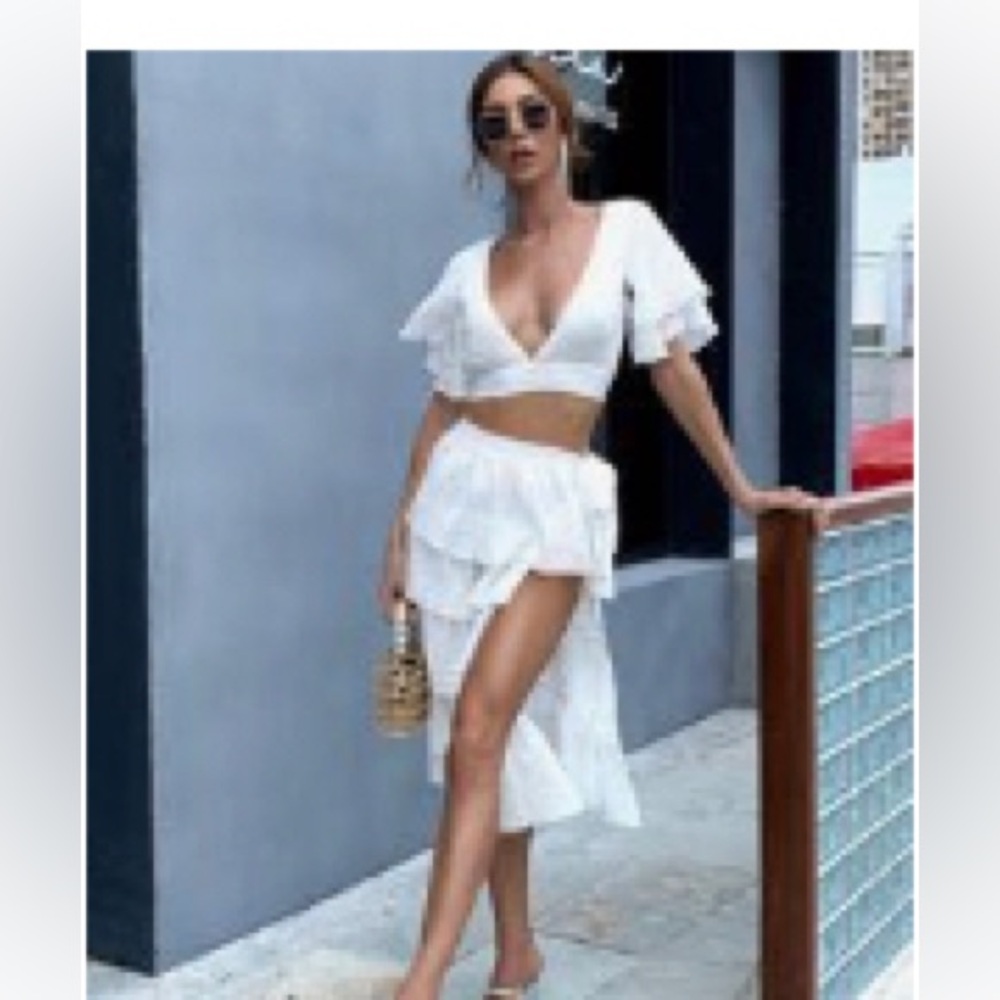 NWOT White Ruffled Swim Coverup Set